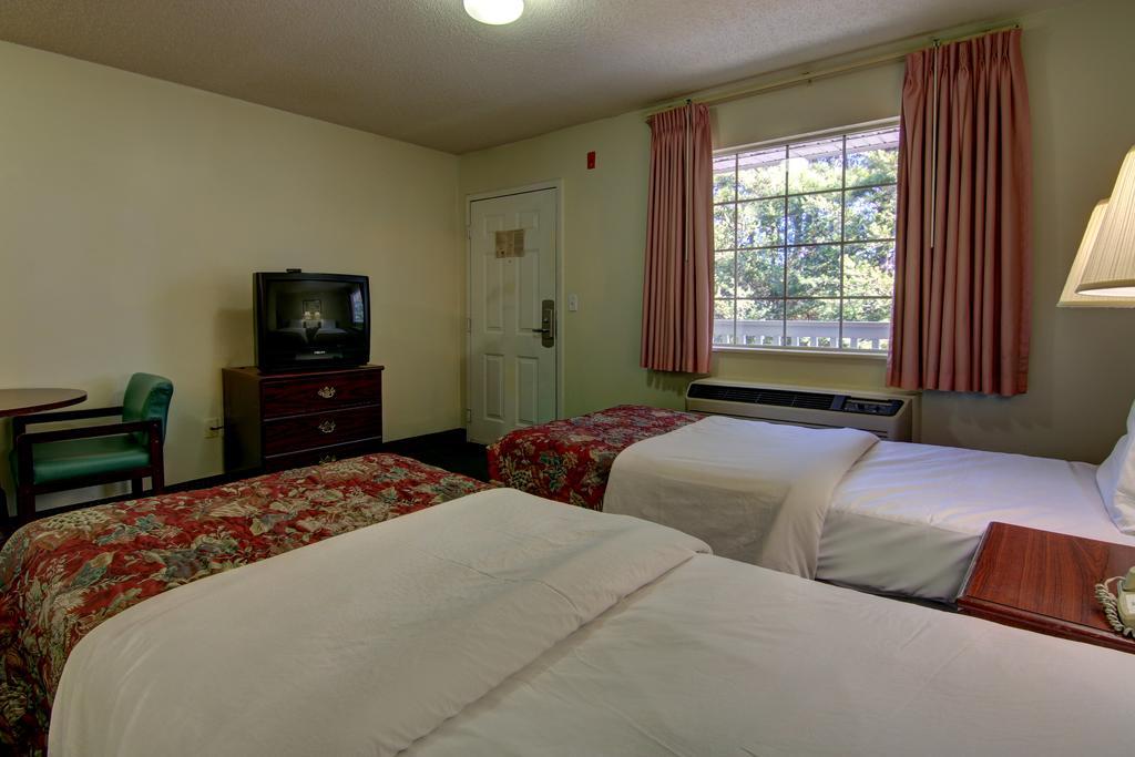 Sun Suites Of Kennesaw - Town Center Room photo