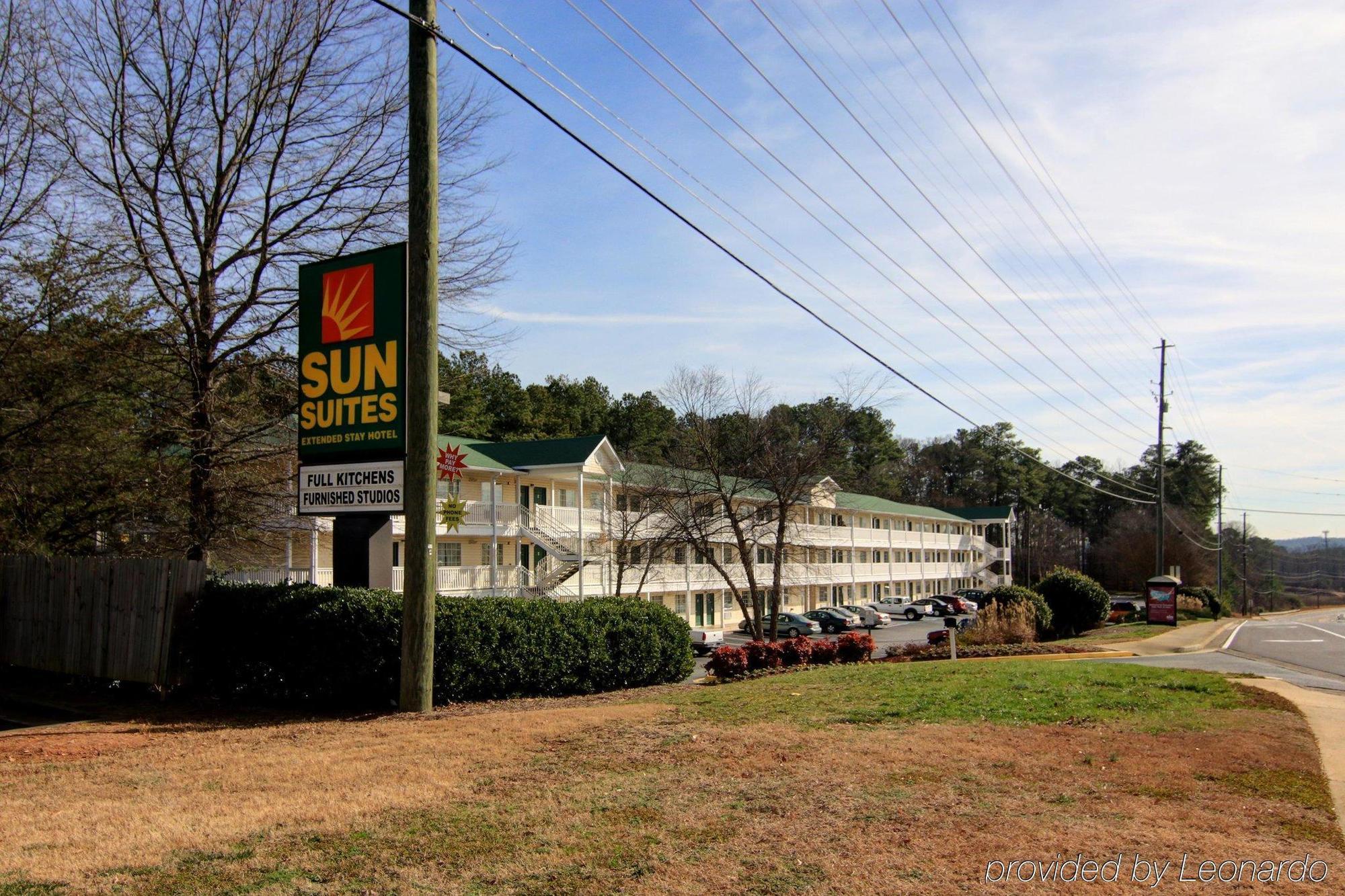 Sun Suites Of Kennesaw - Town Center Exterior photo